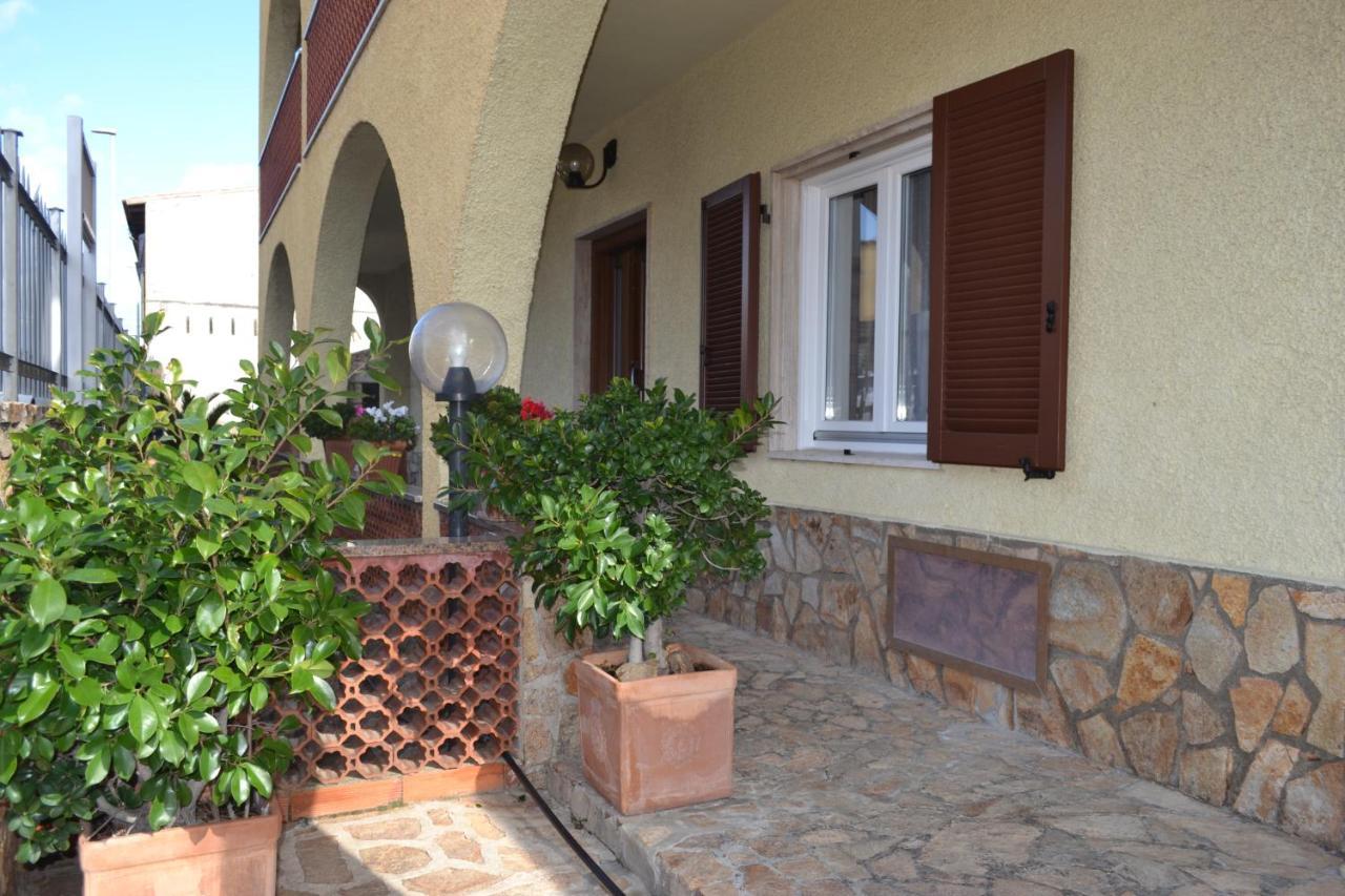 Etesia Bed & Breakfast Olbia Dış mekan fotoğraf